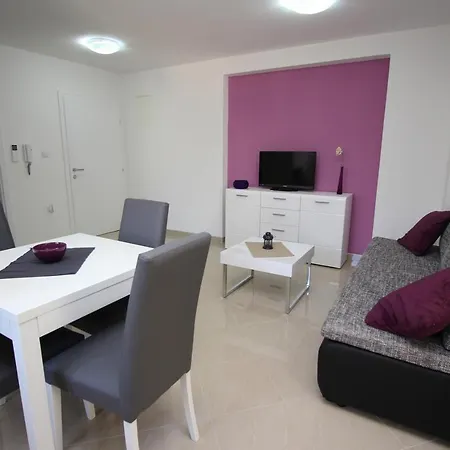 With Swimming Pool Baska, Krk - 18733 公寓