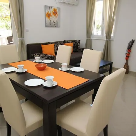 Appartement With Swimming Pool Baska, Krk - 18733 *