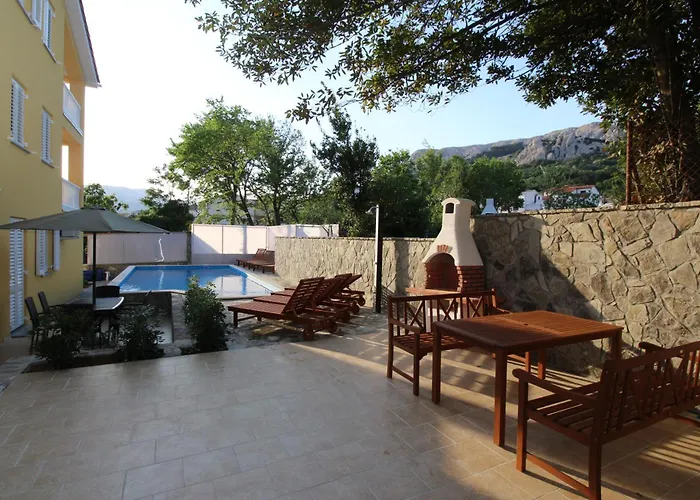 With Swimming Pool Baska, Krk - 18733 * באסקה