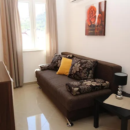 With Swimming Pool Baska, Krk - 18733 * Baska (Krk)